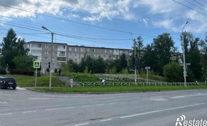 3-комн квартира Березники, Юбилейная улица, 104
