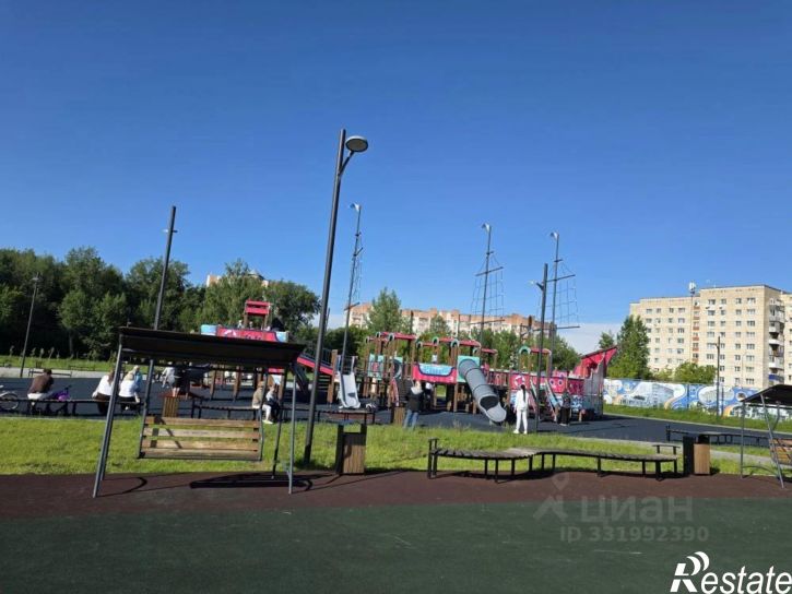 2-комн квартира ул Комарова, 14,  д. 14