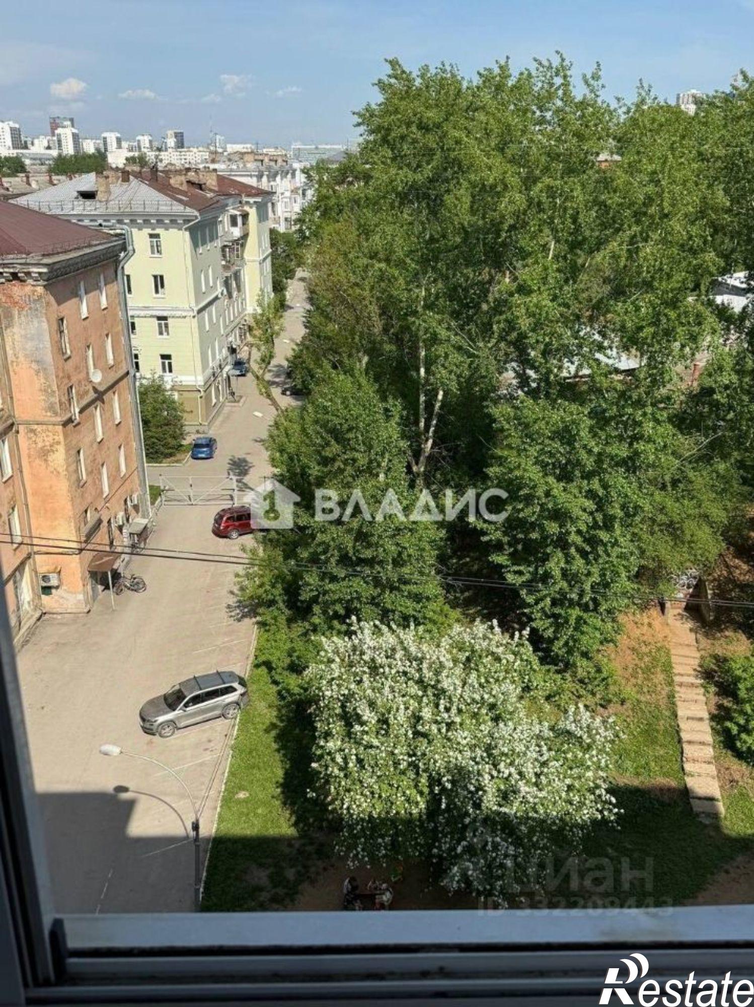 Купить комнату за 3 350 000 рублей на Пермь, улица Ленина, 102