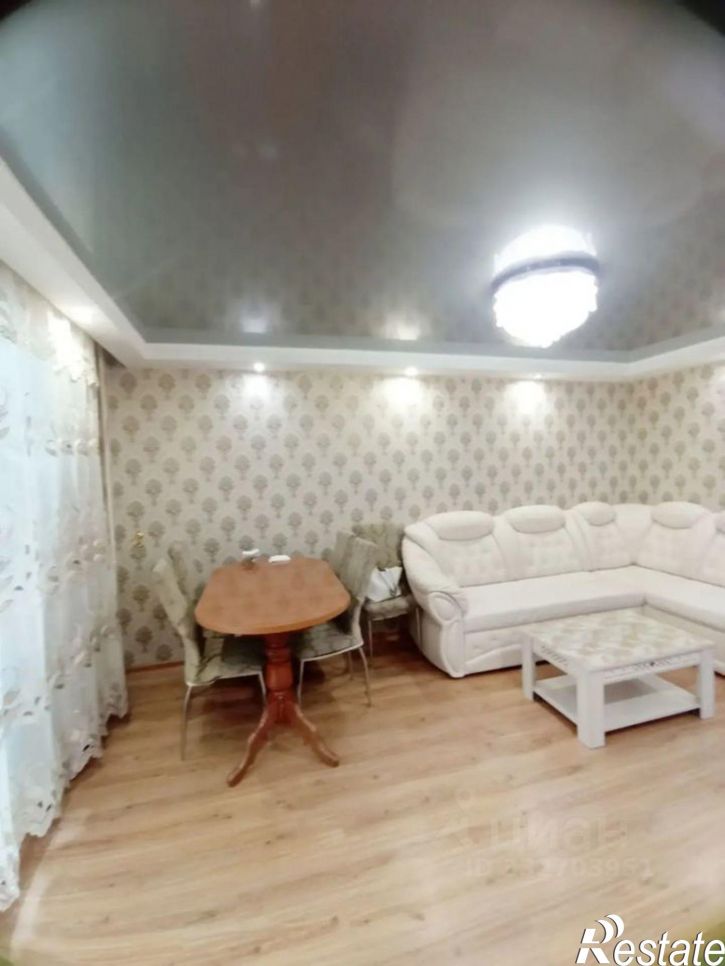 3-комн квартира ул Февральская, 8,  д. 8