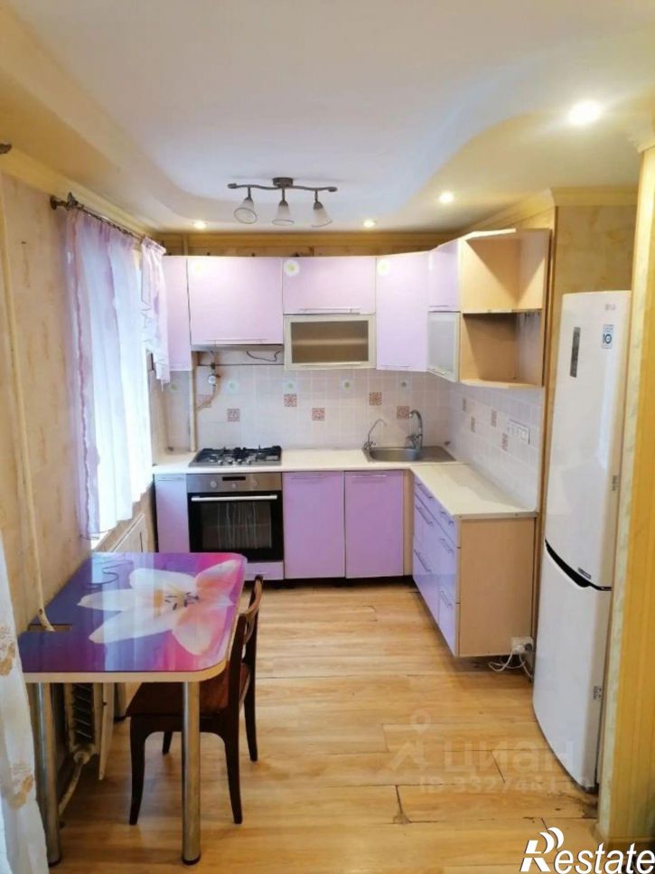 2-комн квартира Кунгур, улица Ситникова, 80