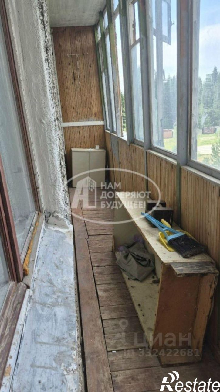 3-комн квартира ул Космонавтов, 4,  д. 4