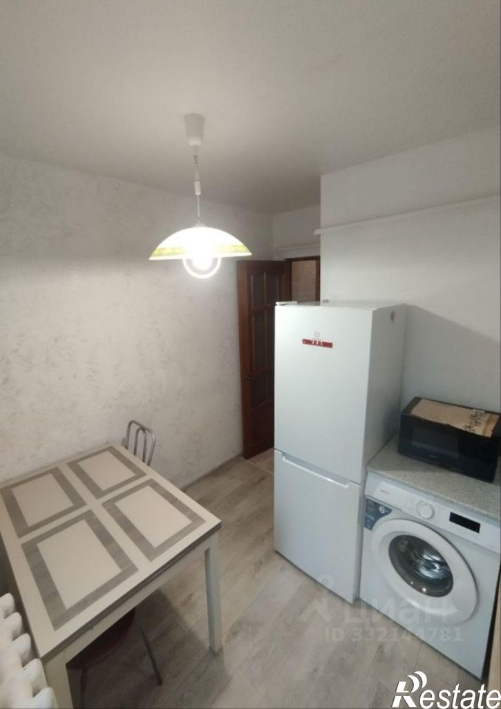 1-комн квартира ул Космонавтов, 10,  д. 10