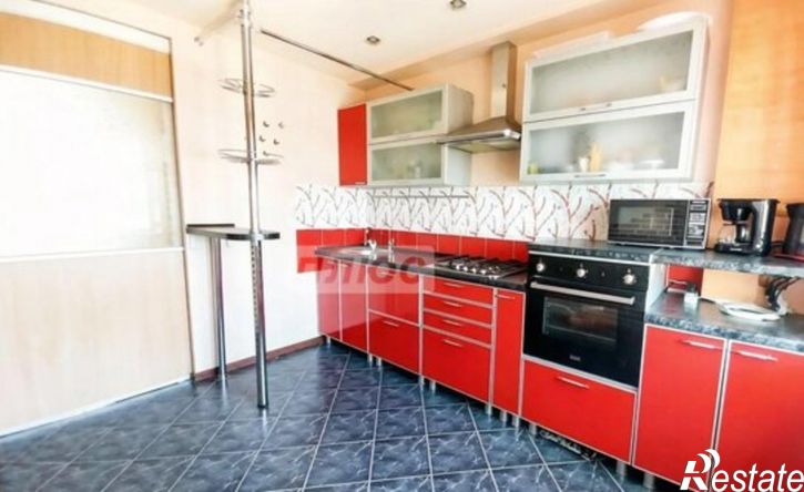 3-комн квартира ул 10 Пятилетки, 4,  д. 4