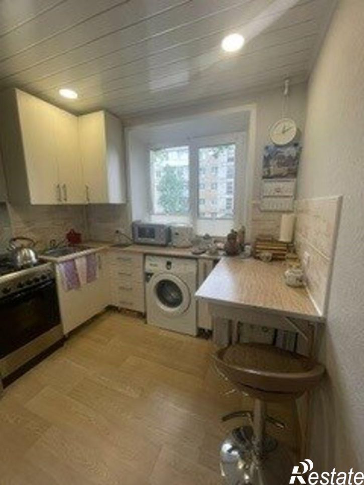 3-комн квартира ул Космонавтов, 3,  д. 3