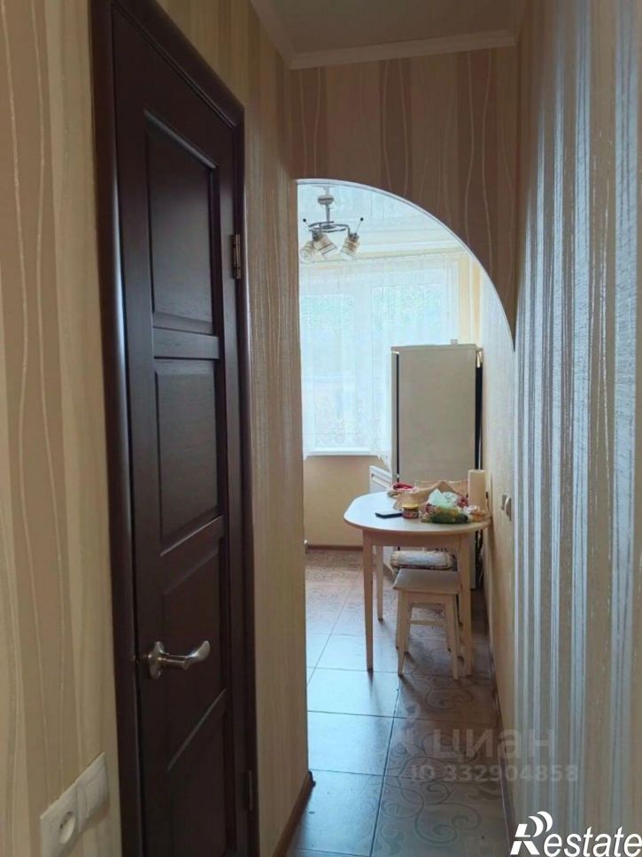 2-комн квартира ул Космонавтов, 4,  д. 4
