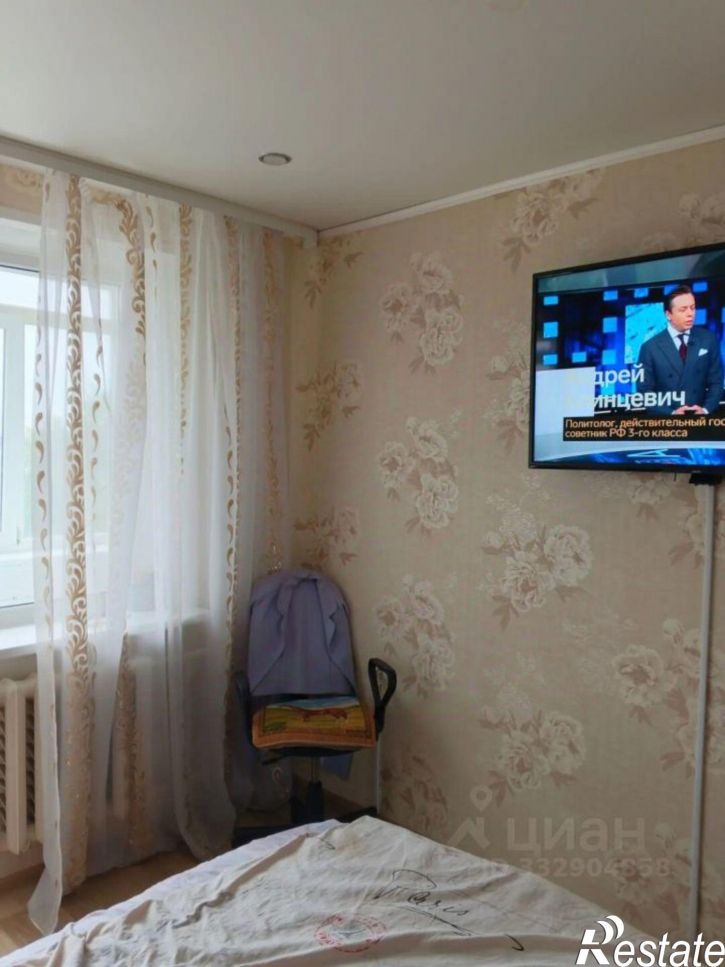 2-комн квартира ул Космонавтов, 4,  д. 4