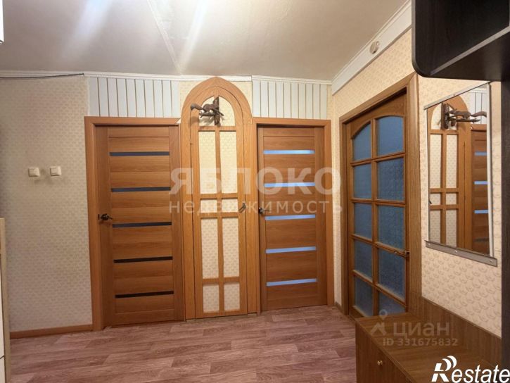 3-комн квартира ул 8 Марта, 3,  д. 3
