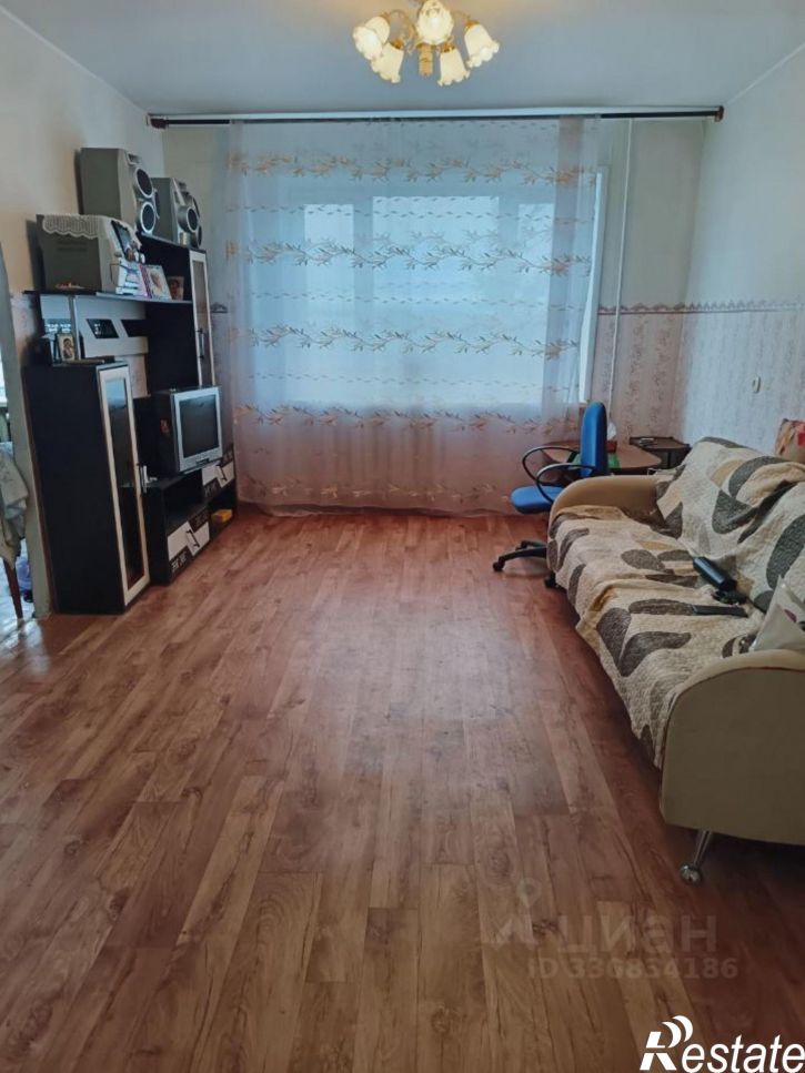 3-комн квартира Губаха, улица Космонавтов, 2