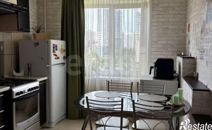 3-комн квартира Пермь, улица Танцорова, 35