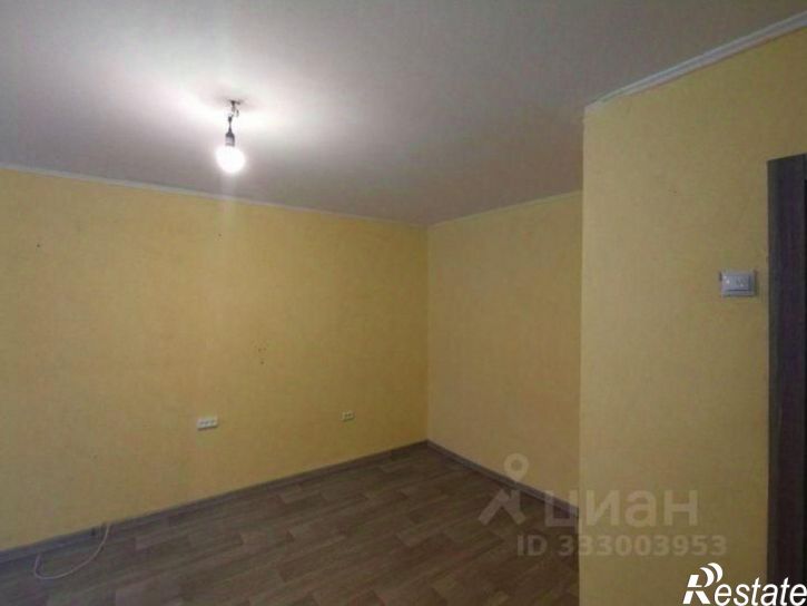 1-комн квартира жилмассив Свердлова, улица Льва Шатрова, 22