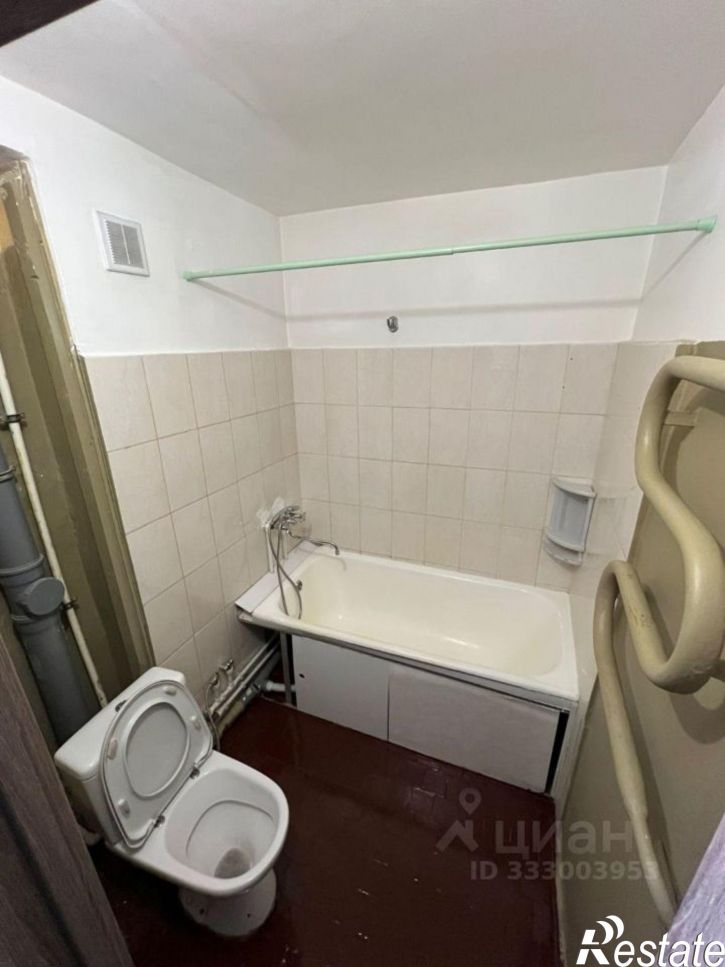 1-комн квартира жилмассив Свердлова, улица Льва Шатрова, 22