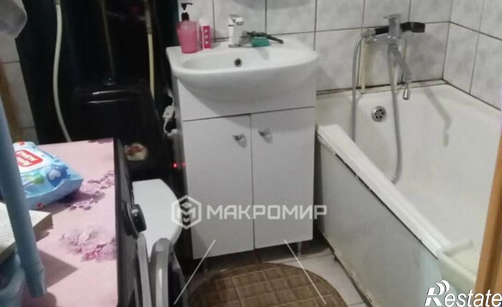 2-комн квартира Губахинский муниципальный округ, рабочий посёлок Углеуральский, улица Мира, 4