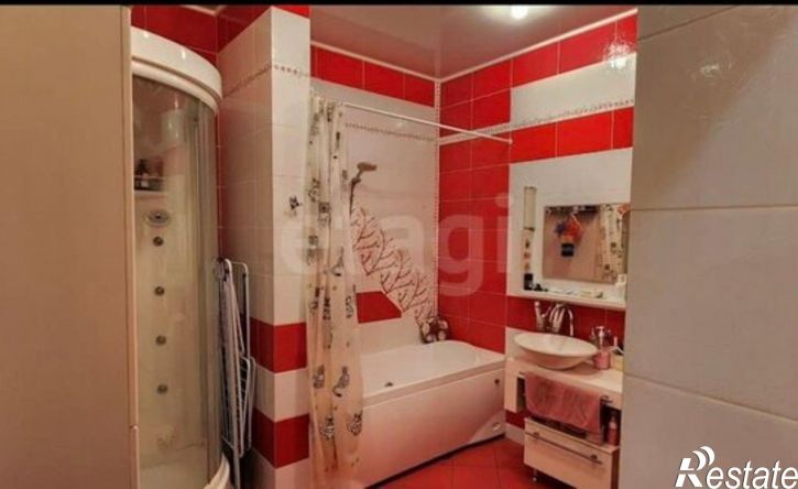 4-комн квартира Пермь, улица 25 Октября, 17