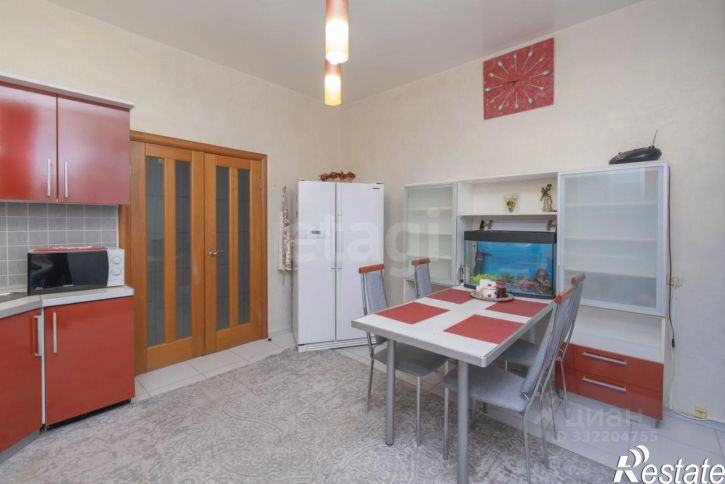 3-комн квартира ул Газовиков, 14,  д. 14