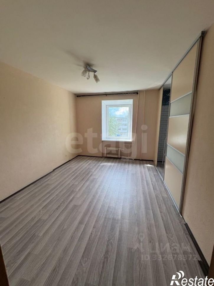 3-комн квартира пр-кт Победы, 21,  д. 21
