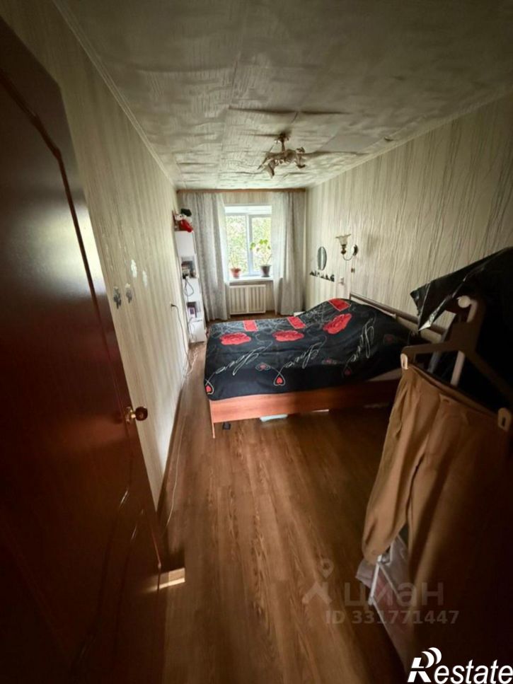3-комн квартира ул Космонавтов, 5,  д. 5