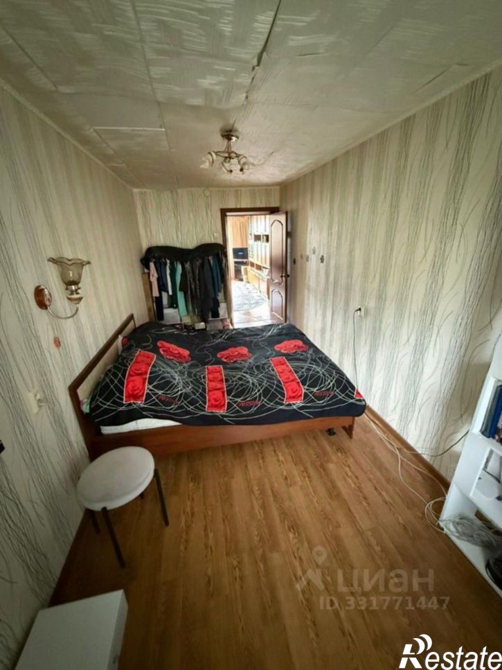 3-комн квартира ул Космонавтов, 5,  д. 5