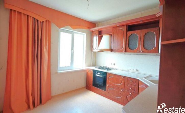 4-комн квартира Чайковский, улица Азина, 33