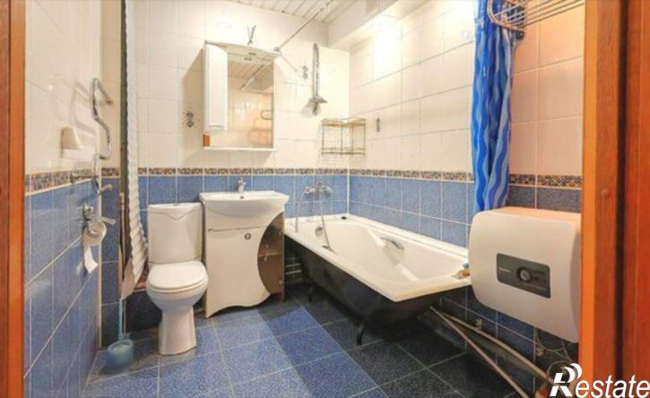 4-комн квартира Чайковский, улица Азина, 33