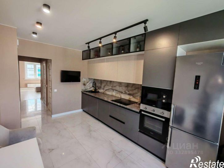 3-комн квартира улица Гашкова,дом 53к2