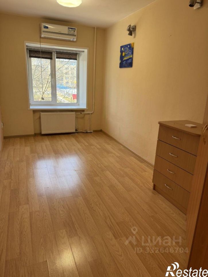3-комн квартира Пермь г., Гагарина б-р., 17