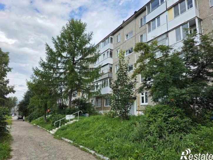 3-комн квартира г Соликамск, ул Парижской Коммуны, д 32