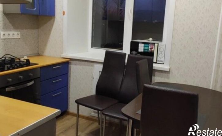 3-комн квартира Чернушка, улица Нефтяников, 4