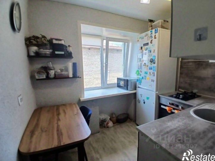 3-комн квартира г Соликамск, ул 20-летия Победы, д 146
