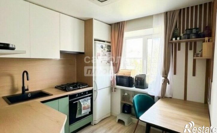 2-комн квартира ул Комарова, 14,  д. 14