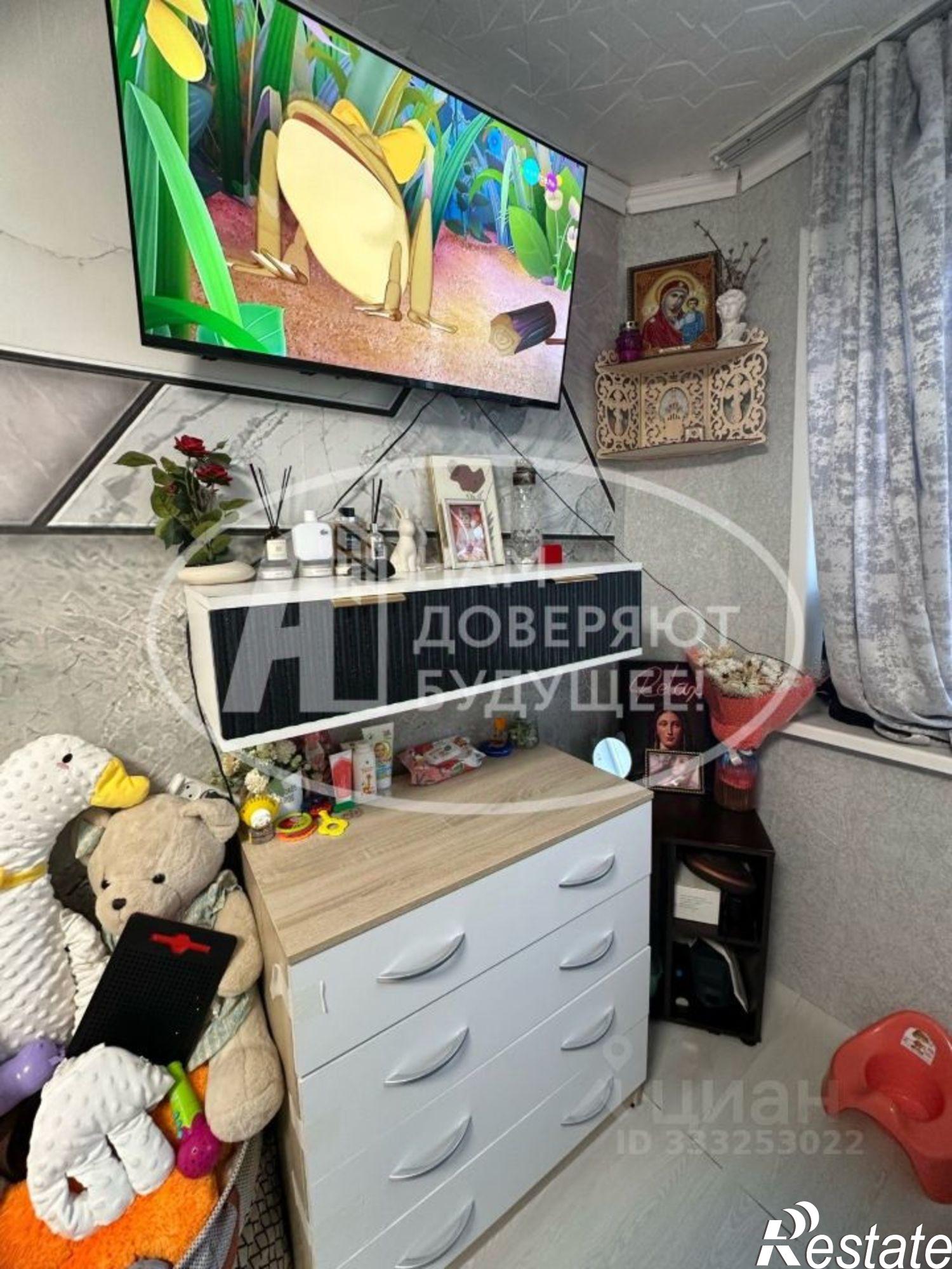 Сдать комнату за 10 000 рублей на пер Строителей, 6/2