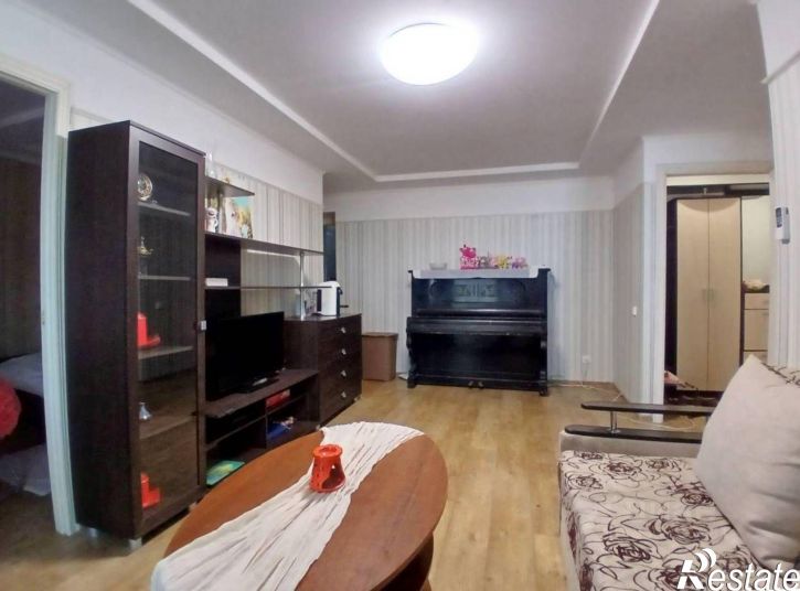 3-комн квартира Пермь, улица Ленина, 39