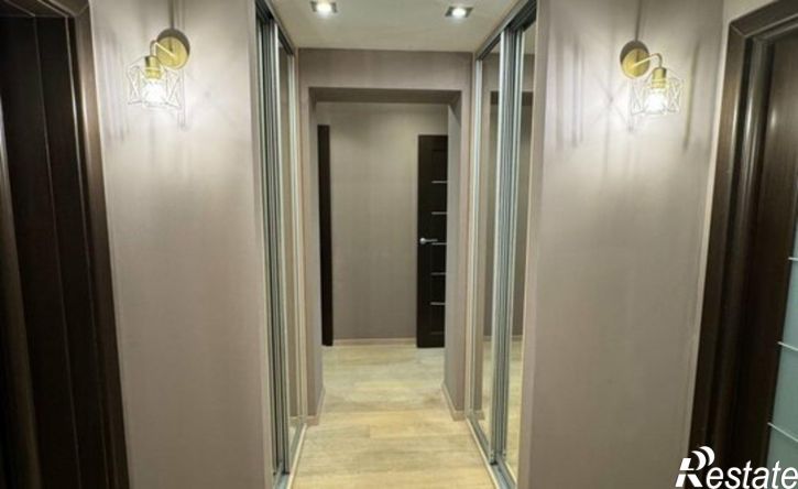 4-комн квартира Соликамск, улица В.И. Кузнецова, 8