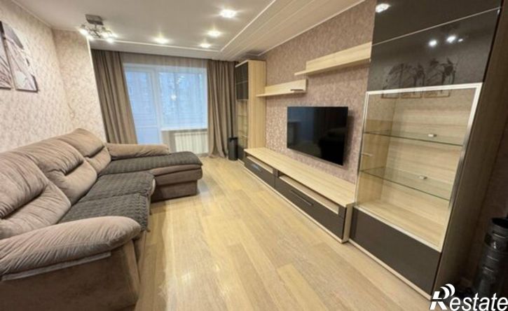 4-комн квартира Соликамск, улица В.И. Кузнецова, 8
