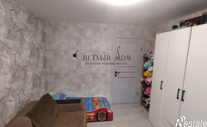 4-комн квартира ул Нефтяников, 8А,  д. 8А