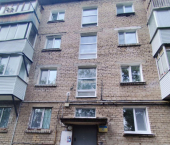 комната 68 кв м ул Карбышева, 32