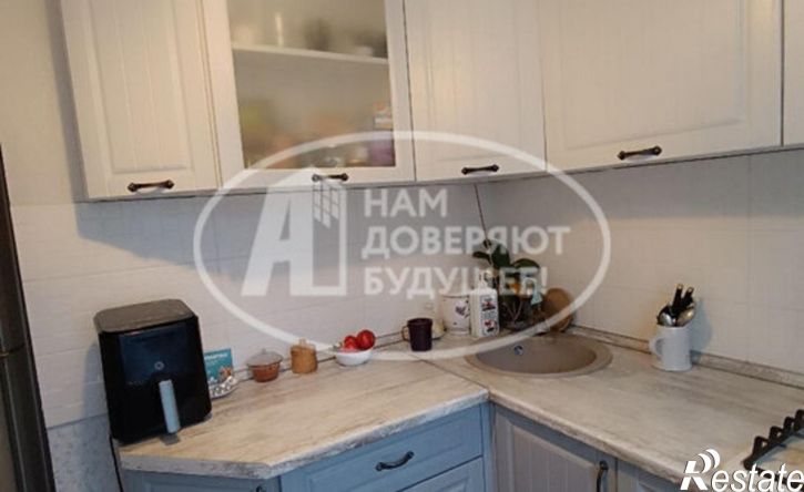 4-комн квартира ул Мира, 49,  д. 49