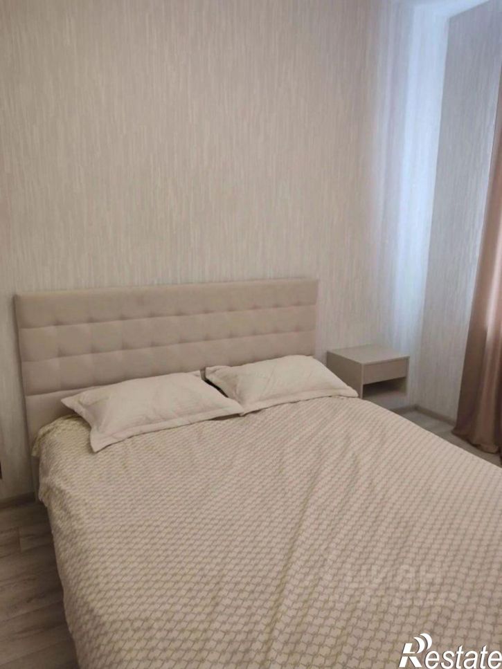 2-комн квартира Серебристая улица, 5