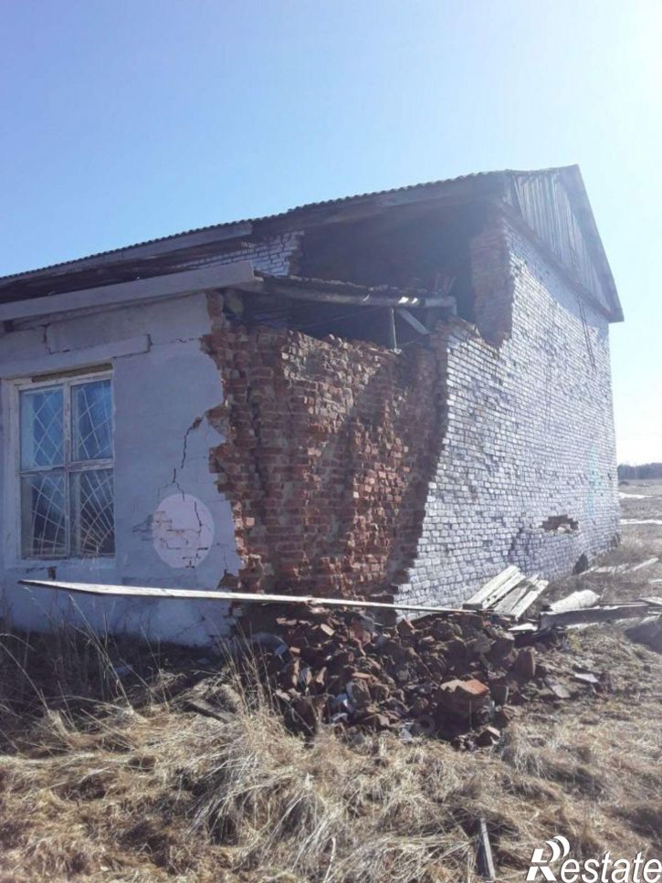 Отдельное здание м.о. Добрянский, с. Усть-Гаревая