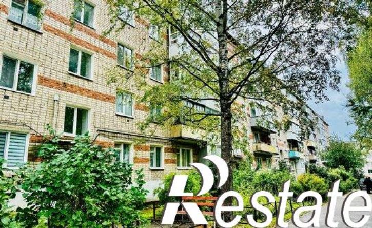 2-комн квартира улица 50 лет Октября, 18,  д. 18