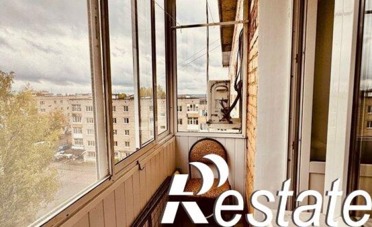 2-комн квартира улица 50 лет Октября, 18,  д. 18