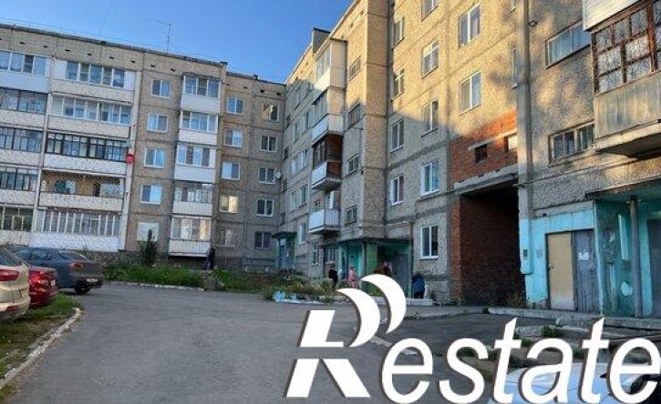 3-комн квартира улица Черняховского, 38,  д. 38