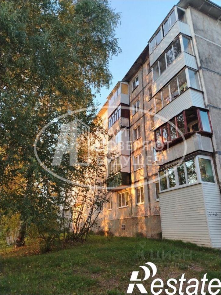 2-комн квартира улица Энергетиков, 27,  д. 27