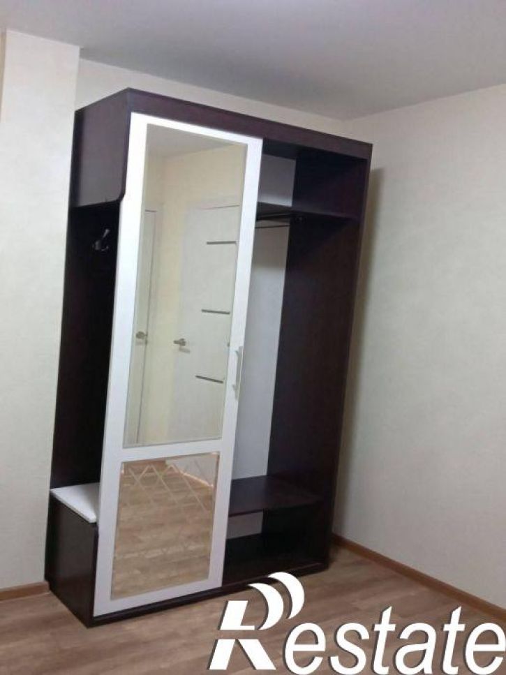 1-комн квартира Нефтяников улица, 8