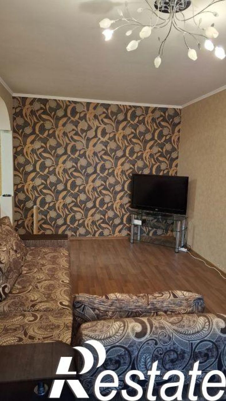 2-комн квартира Фрунзе улица, 100