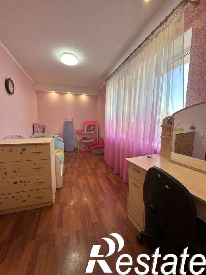 2-комн квартира Октябрьская улица, 7
