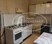 1-комн, 41кв м, этаж 1/5 улица Азина, 21