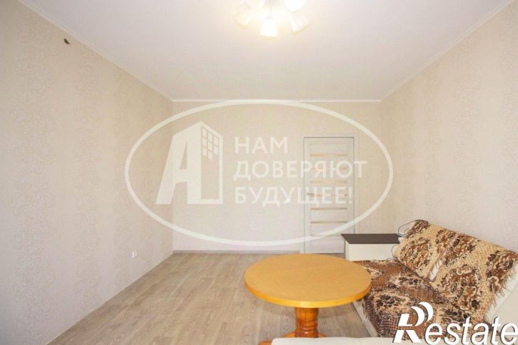 2-комн квартира улица Декабристов, 6,  д. 6