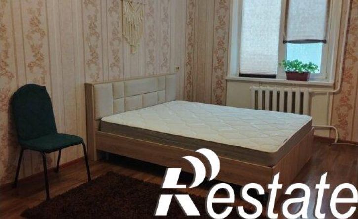 2-комн квартира проспект Свердлова, 8,  д. 8