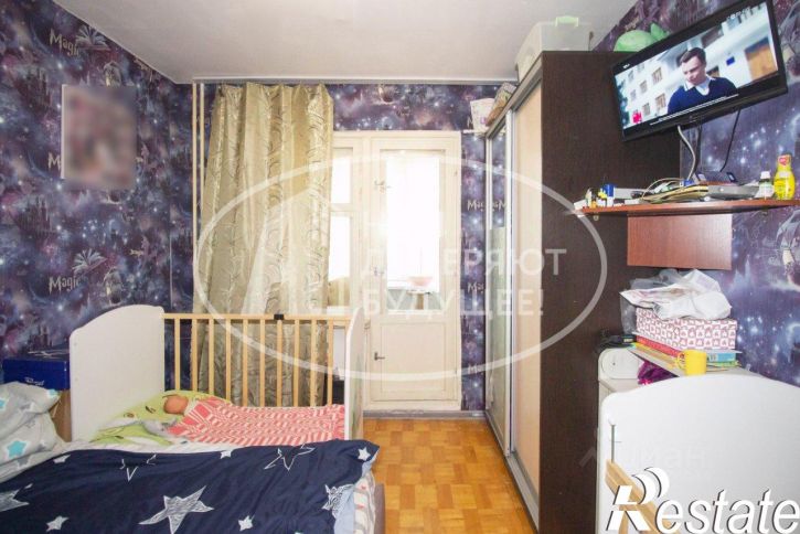 3-комн квартира улица Азина, 33,  д. 33